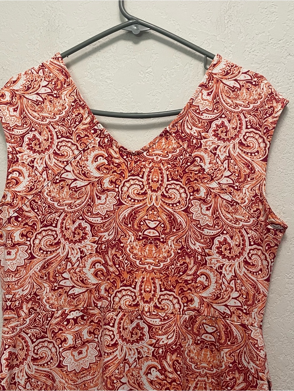 Title Nine Size L Sleeveless Dress Coral Paisley Print V Neck Pockets Casual - Picture 8 of 8